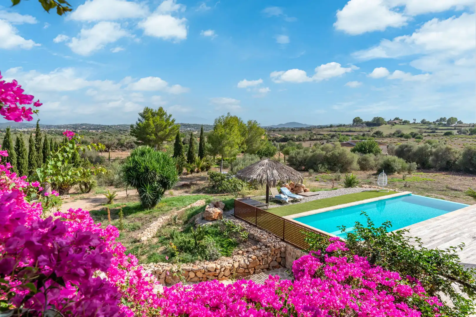 Jardí de Finca rústica en venda en Sant Llorenç des Cardassar amb Aire condicionat, Terrassa i Moblat