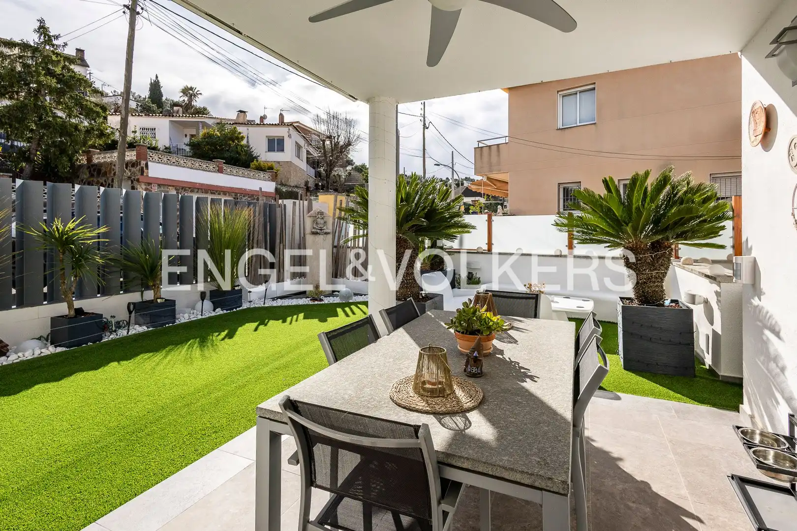 Terrassa de Casa o xalet en venda en Vallirana amb Aire condicionat, Calefacció i Jardí privat