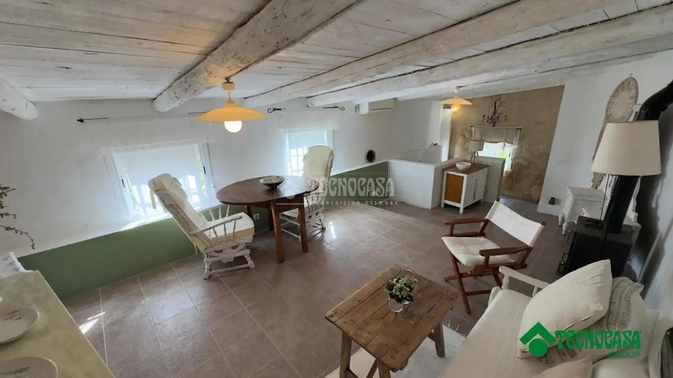 Sala de estar de Casa adosada en venta en Zafra de Záncara con Aire acondicionado, Calefacción y Amueblado