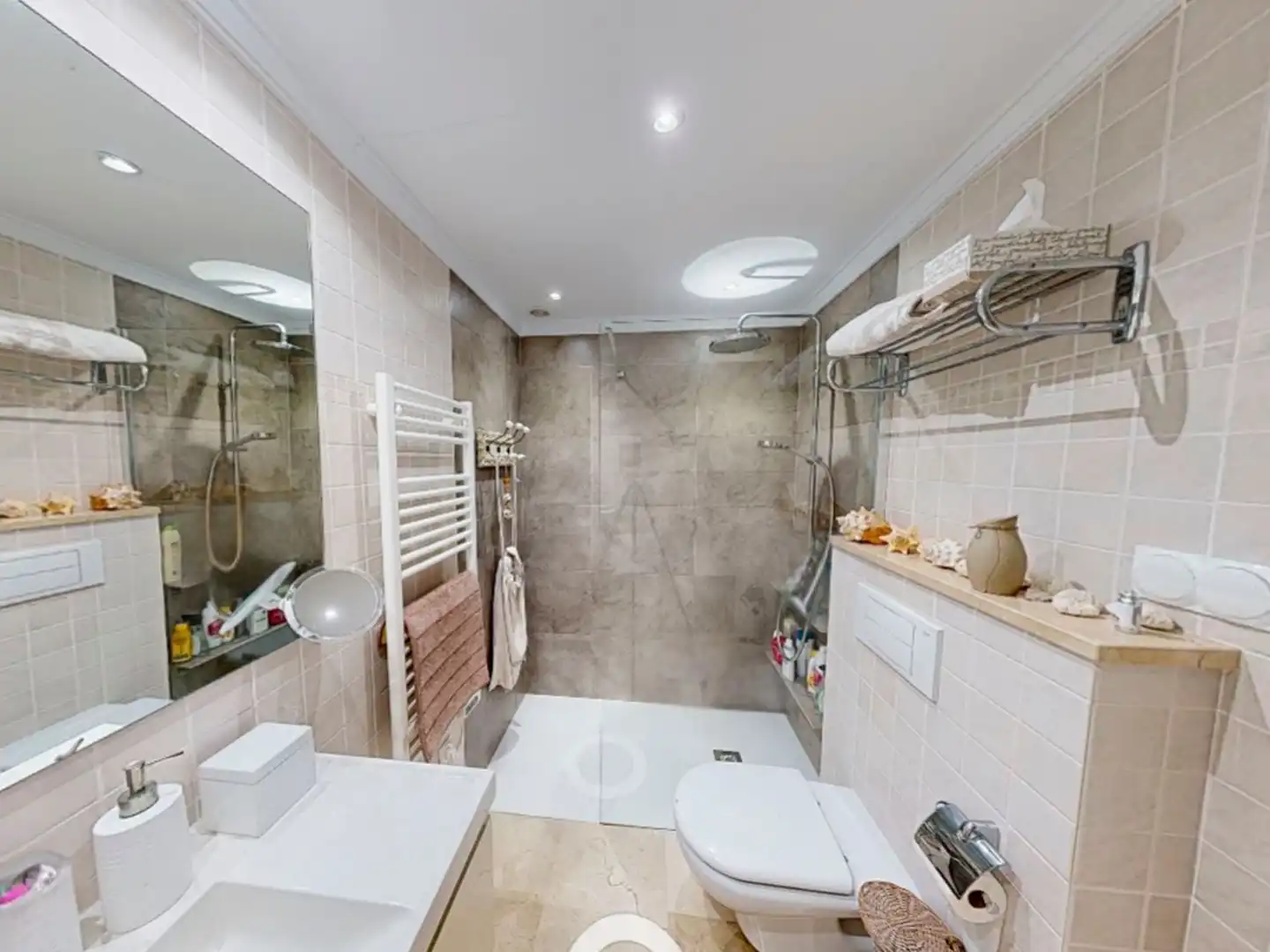 Baño de Piso en venta en Dénia con Aire acondicionado, Calefacción y Trastero