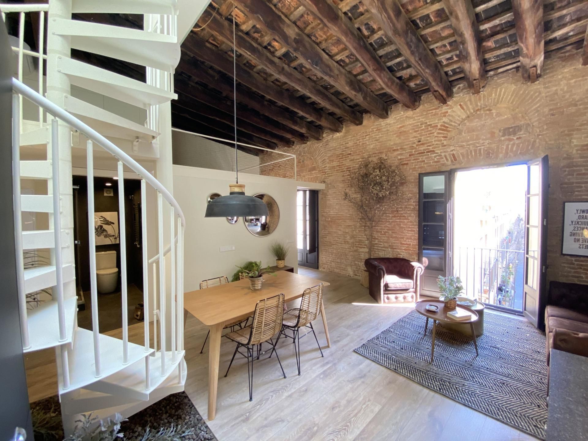 Dining room of Attic for sale in  Barcelona Capital  with Air Conditioner, Heating and Private garden
