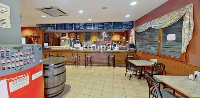 Local comercial en Venta en Carrer col.legi en La Bordeta