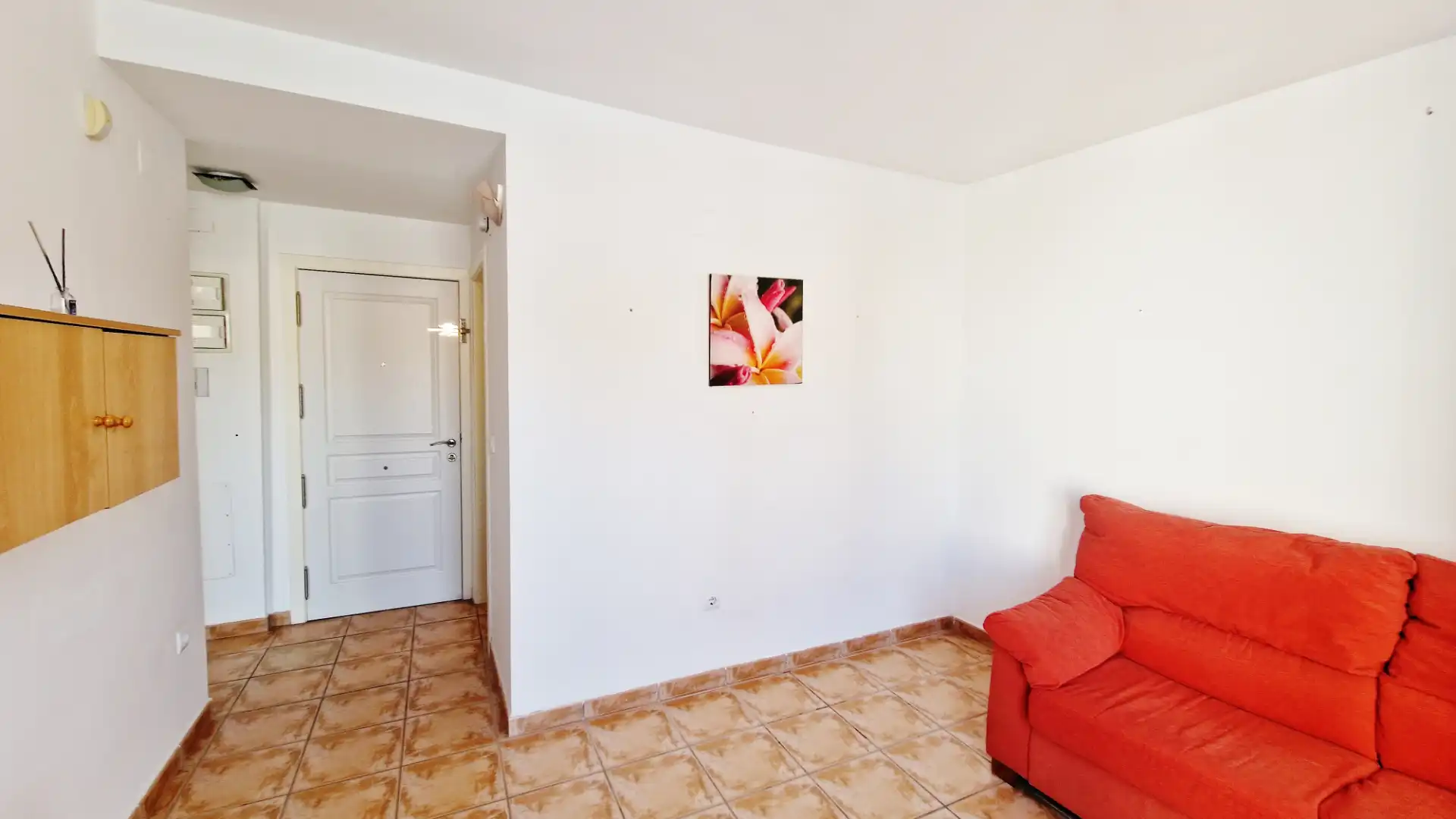 Sala d'estar de Apartament en venda en Vélez de Benaudalla amb Aire condicionat, Calefacció i Balcó
