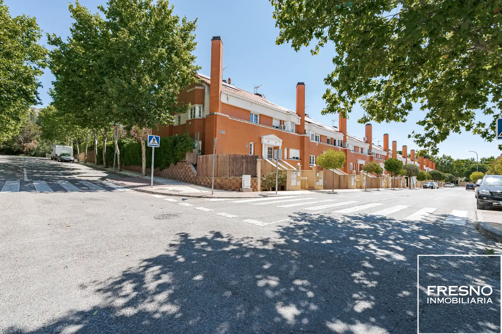 Vista exterior de Casa adosada en venda en Cobeña amb Aire condicionat, Calefacció i Jardí privat