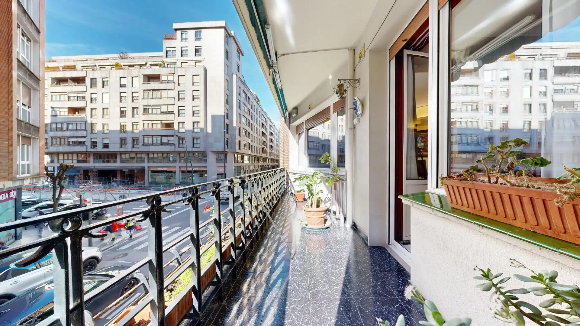 Exterior view of Flat for sale in Bilbao   with Heating, Terrace and Balcony