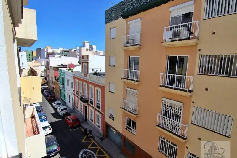 Vista exterior de Pis en venda en Santa Cruz de Tenerife amb Moblat