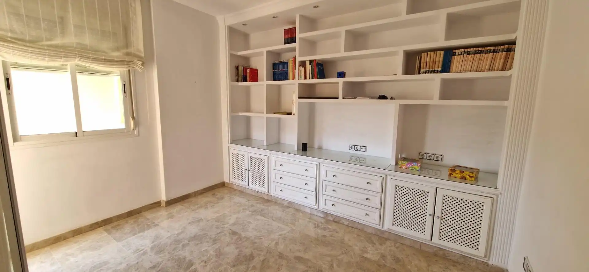 Sala de estar de Ático en venta en Córdoba con Aire acondicionado, Calefacción y Terraza