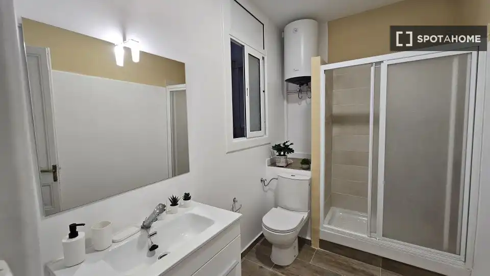 Room in L'Antiga Esquerra de l'Eixample
