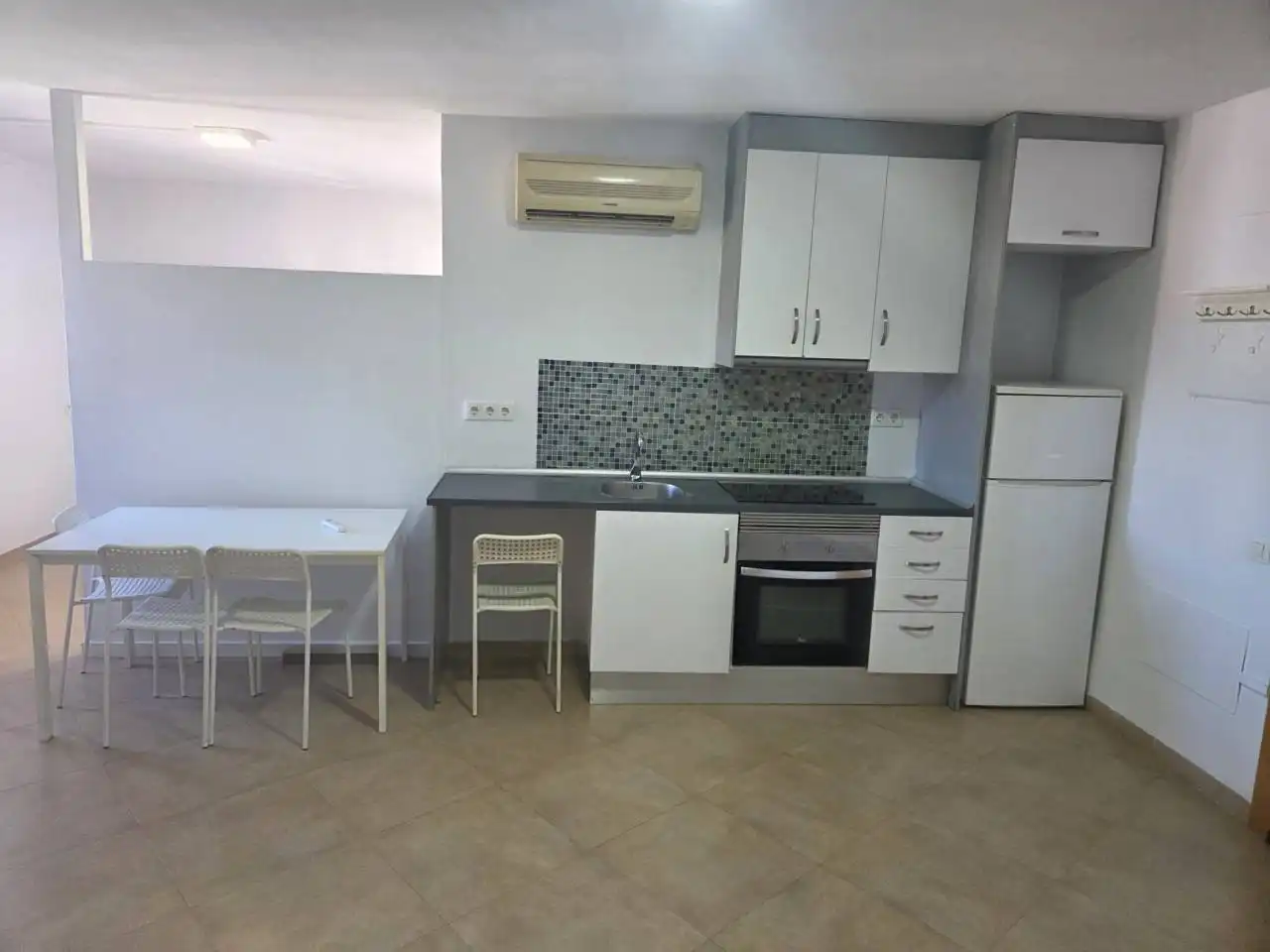 Küche von Büro zum Verkauf in El Vendrell mit Alarm