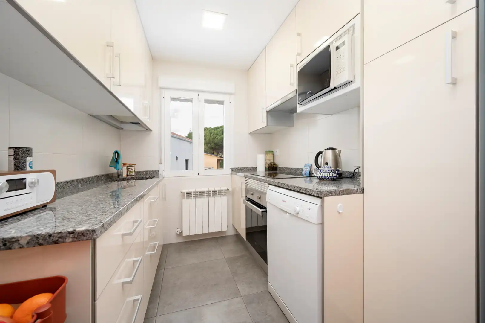 Cocina de Casa o chalet en venta en Colmenar Viejo con Aire acondicionado, Calefacción y Jardín privado