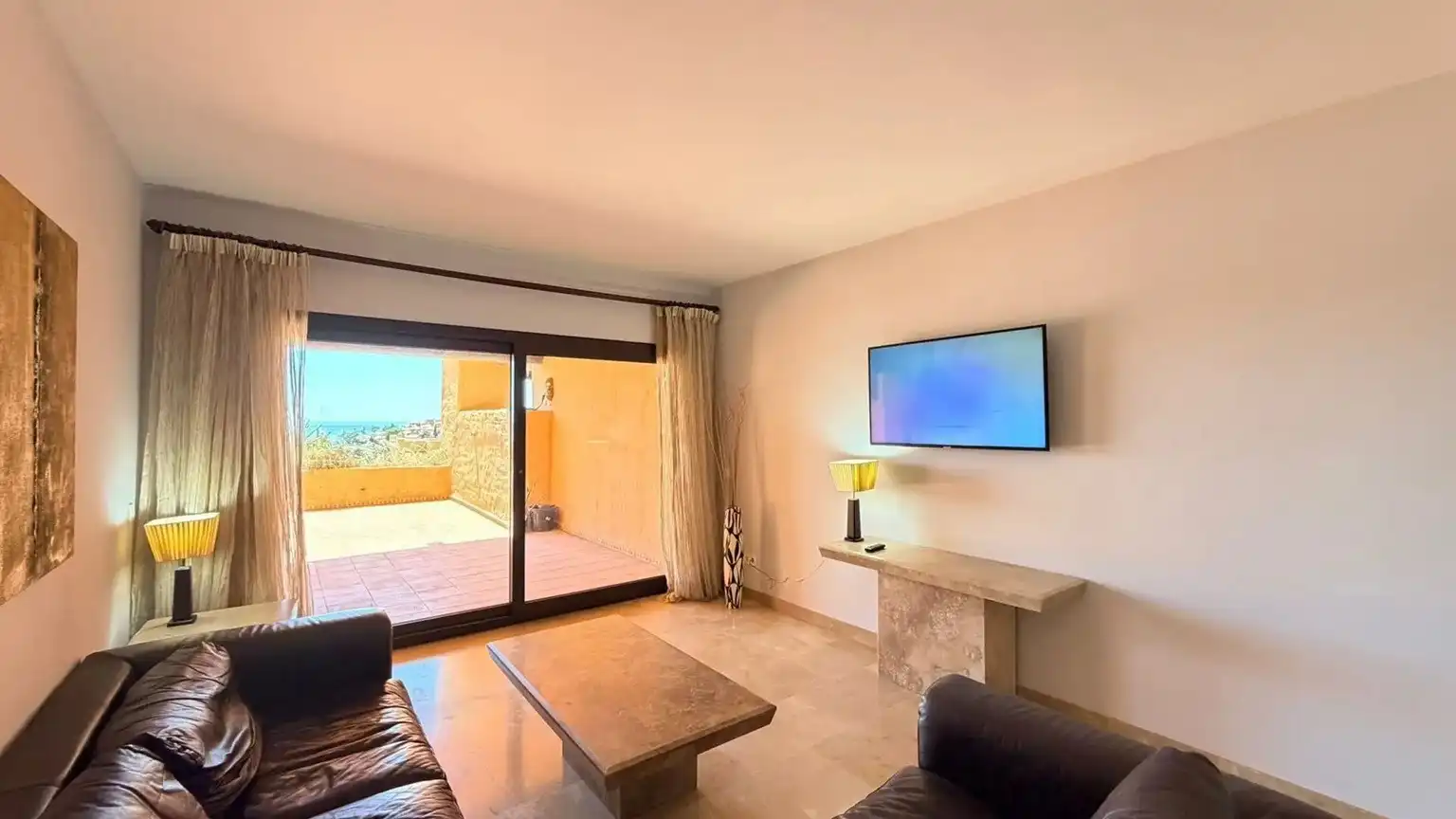 Apartament amb piscina en venda a San Luis de Sabinillas, imagen 5