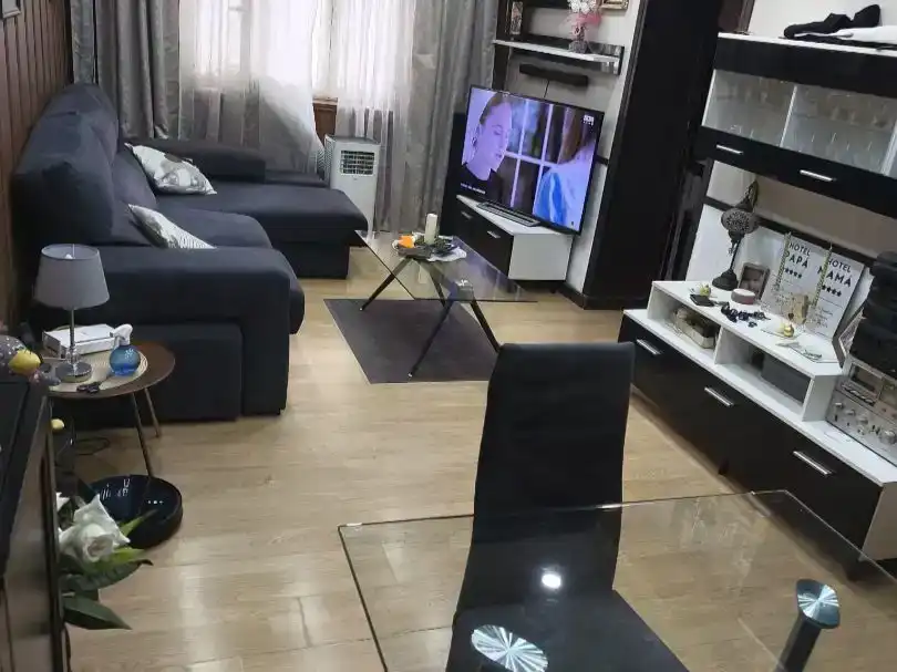 Sala d'estar de Pis en venda en  Madrid Capital amb Aire condicionat