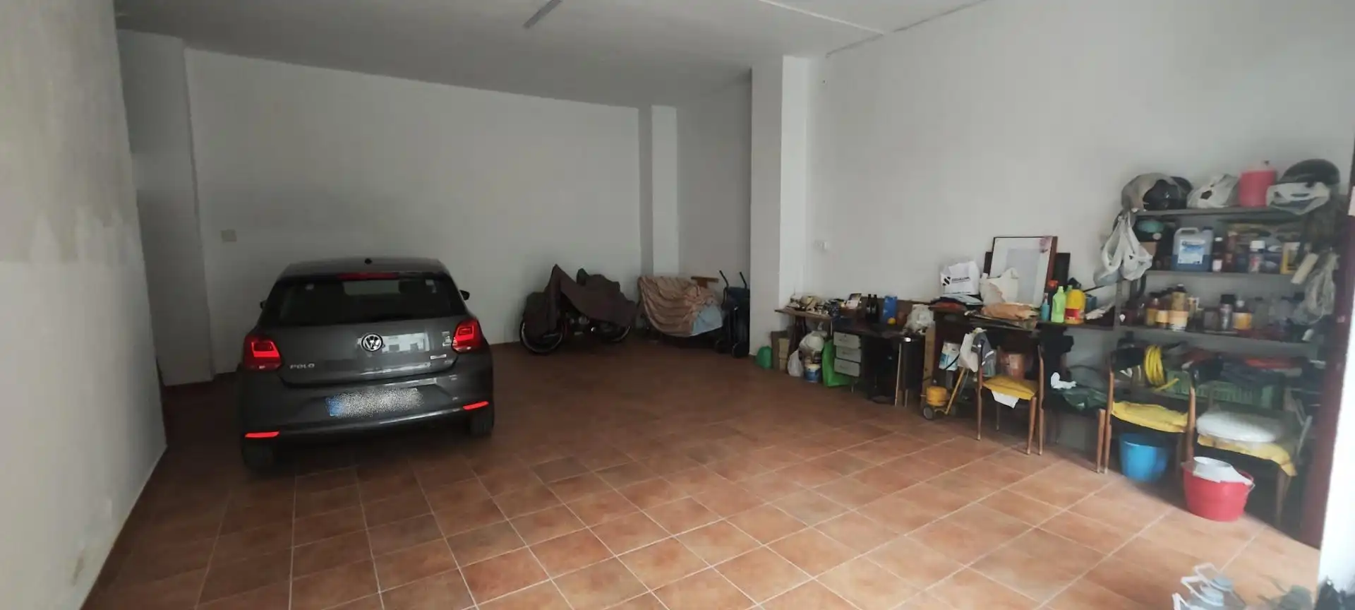 Local comercial de lloguer a Este, imagen 11