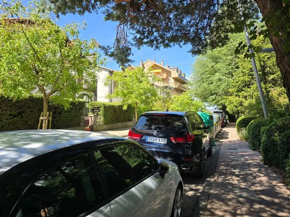Parking of Commercial properties for rent in Jaca