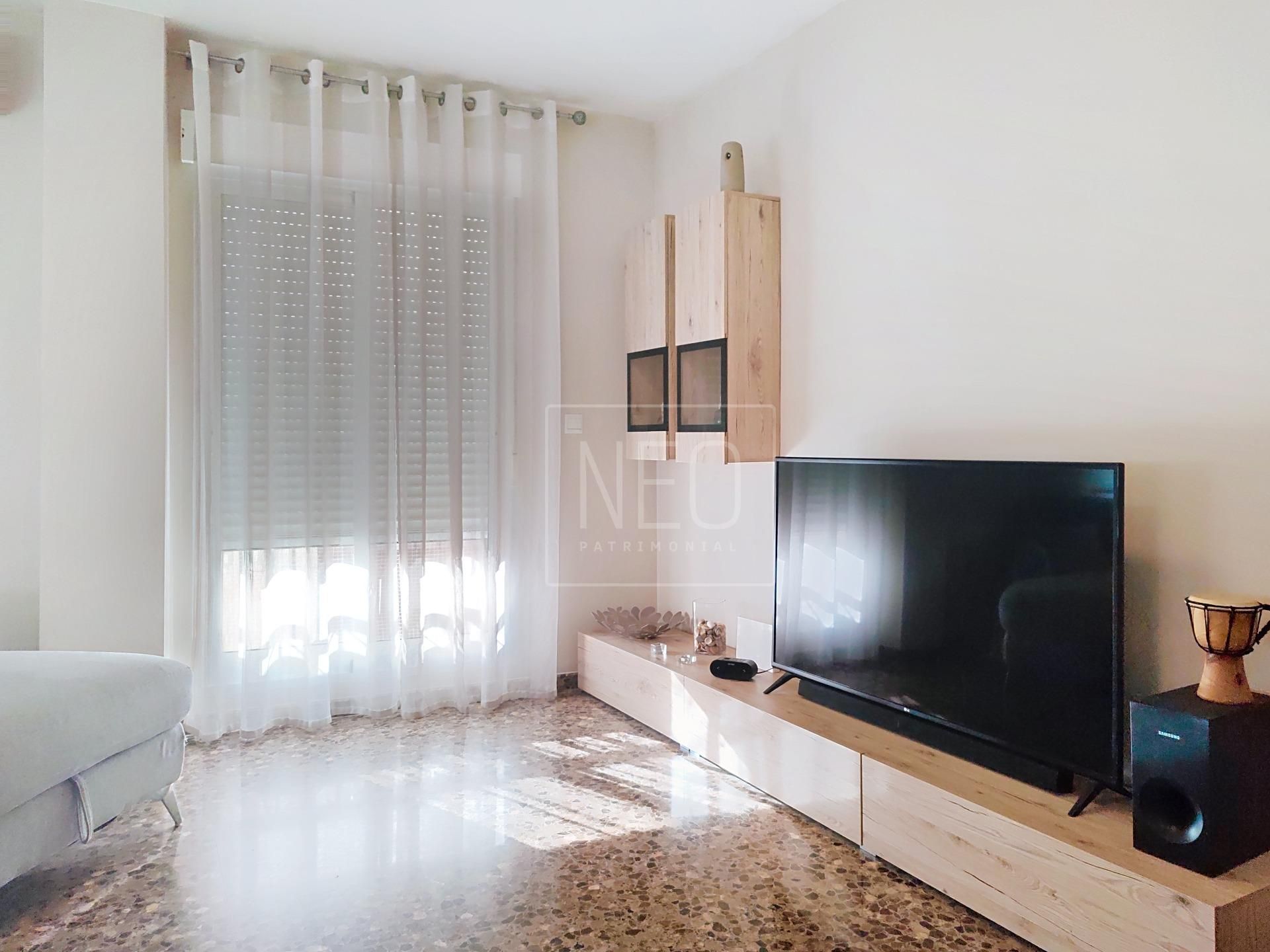 Wohnzimmer von Wohnung zum verkauf in Albalat de la Ribera mit Klimaanlage, Abstellraum und Balkon