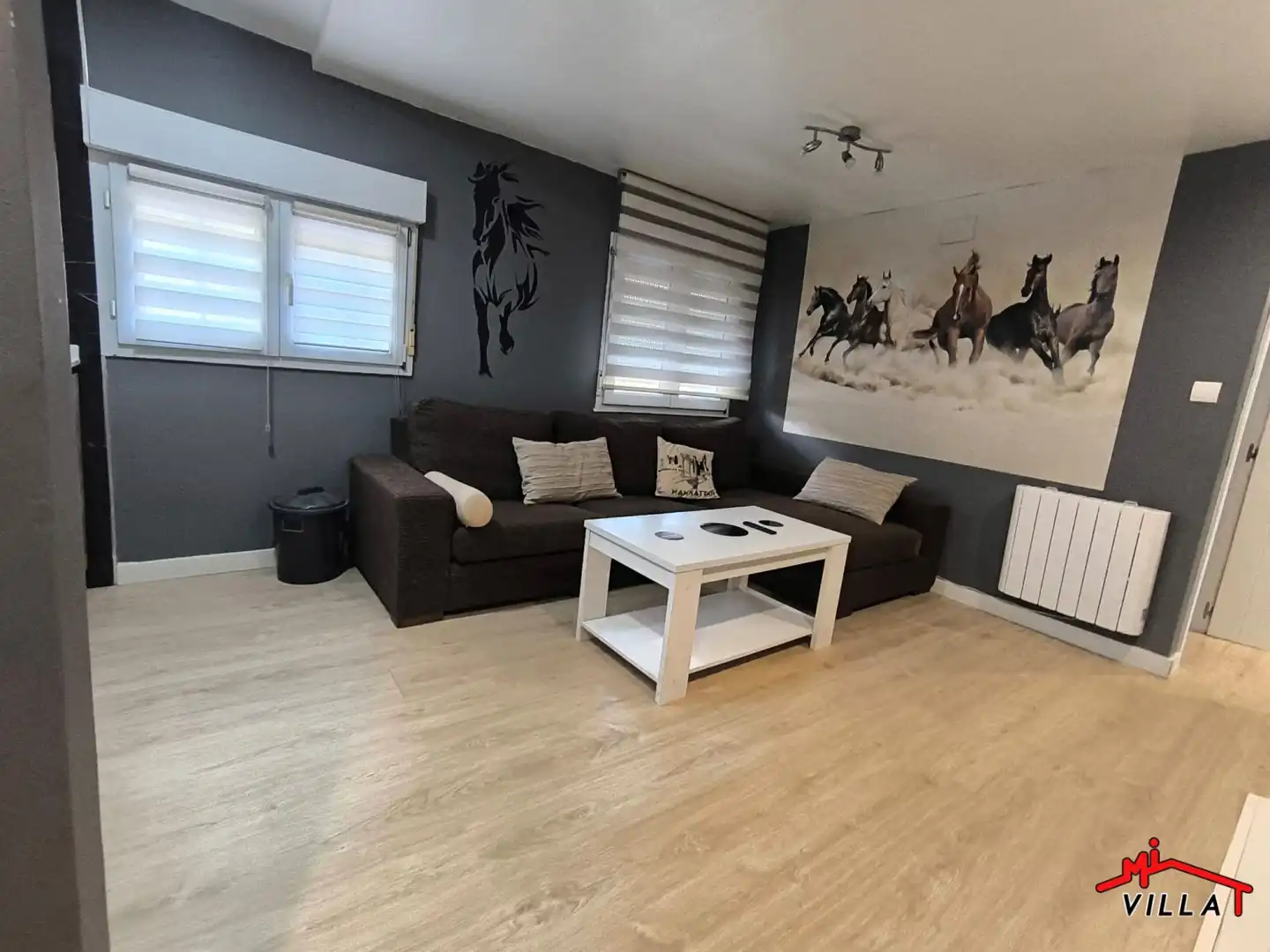 Sala d'estar de Pis en venda en Limpias amb Calefacció, Parquet i Moblat