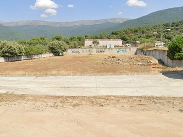 Terrenys i solars en venda a COTA 6