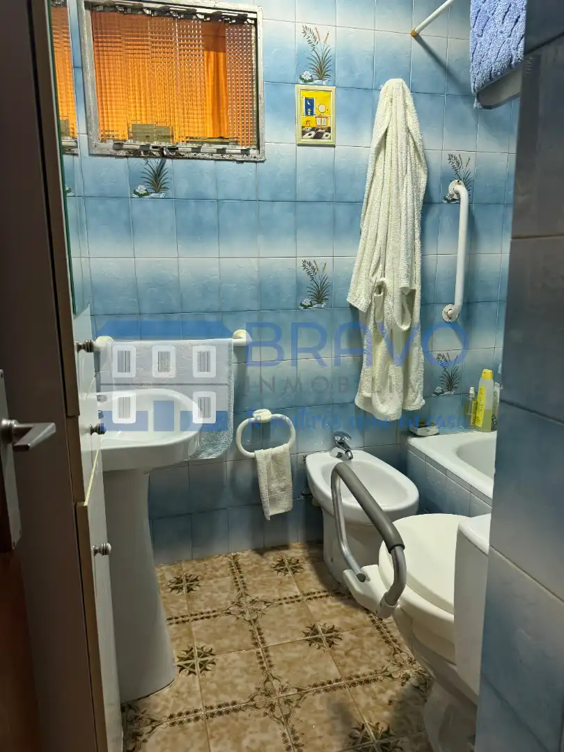 Bathroom of Flat for sale in Don Benito, Badajoz