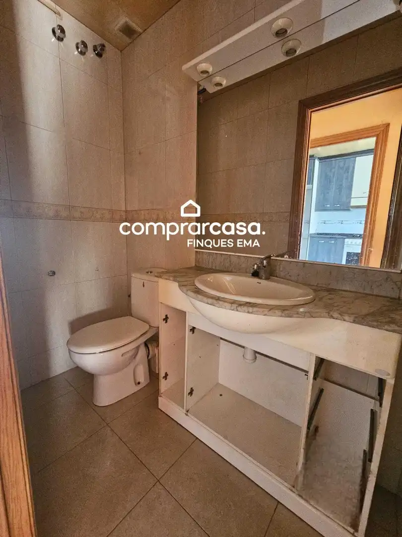 Baño de Dúplex en venta en Mollet del Vallès con Balcón