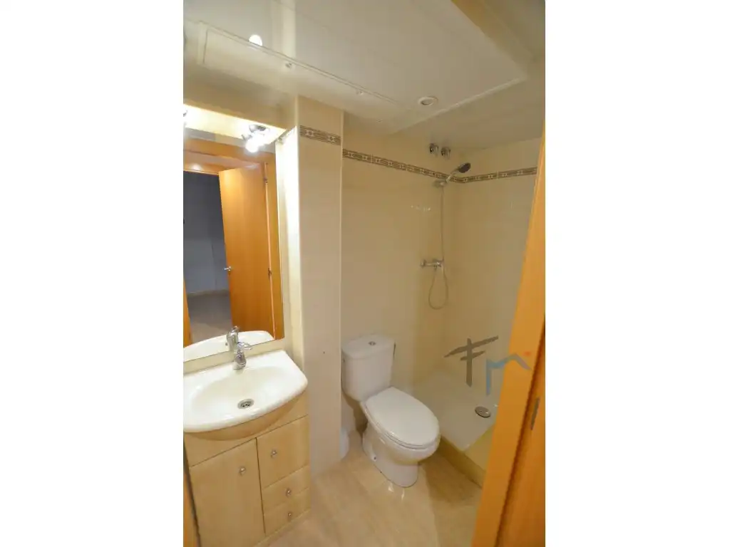Bathroom of Duplexes for sale in Els Hostalets de Pierola