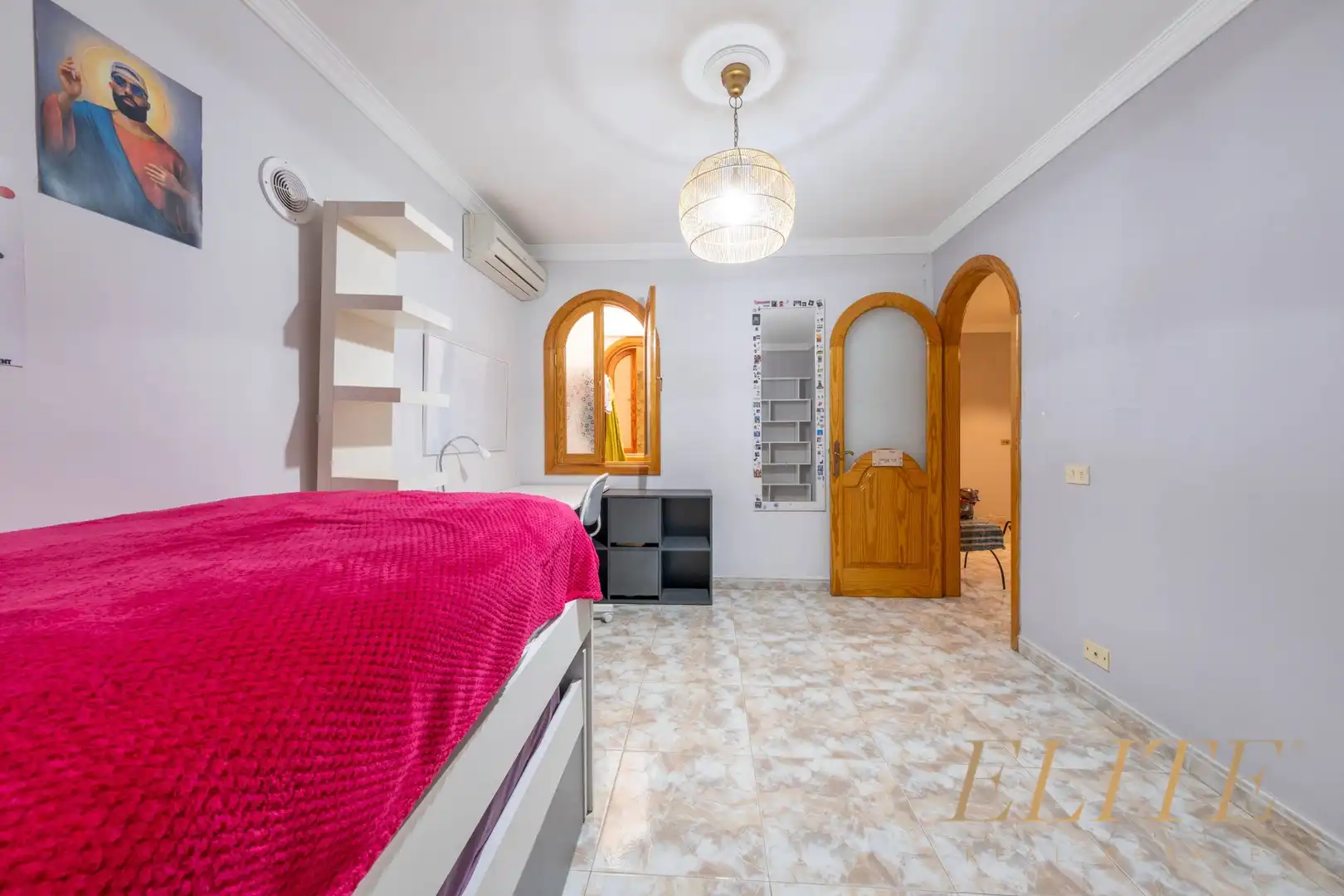 Dormitori de Casa adosada en venda en San Bartolomé de Tirajana amb Aire condicionat, Terrassa i Moblat