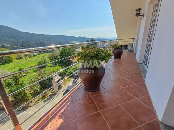 Terrassa de Casa o xalet en venda en O Rosal   amb Calefacció, Jardí privat i Terrassa