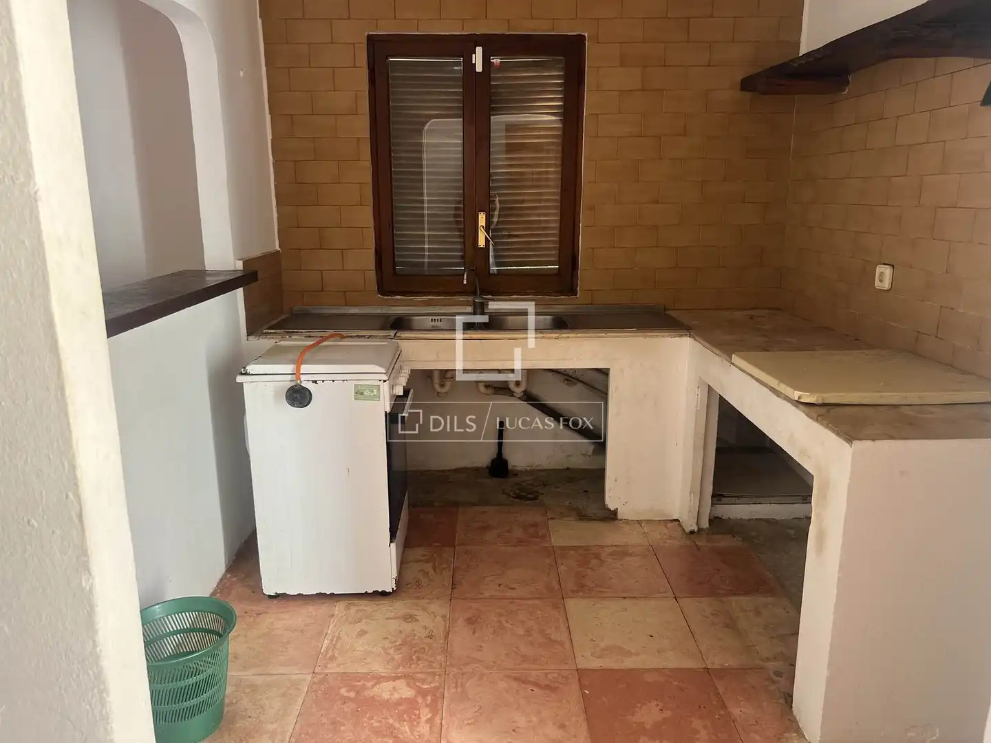 Cuina de Finca rústica en venda en Sant Joan de Labritja amb Balcó