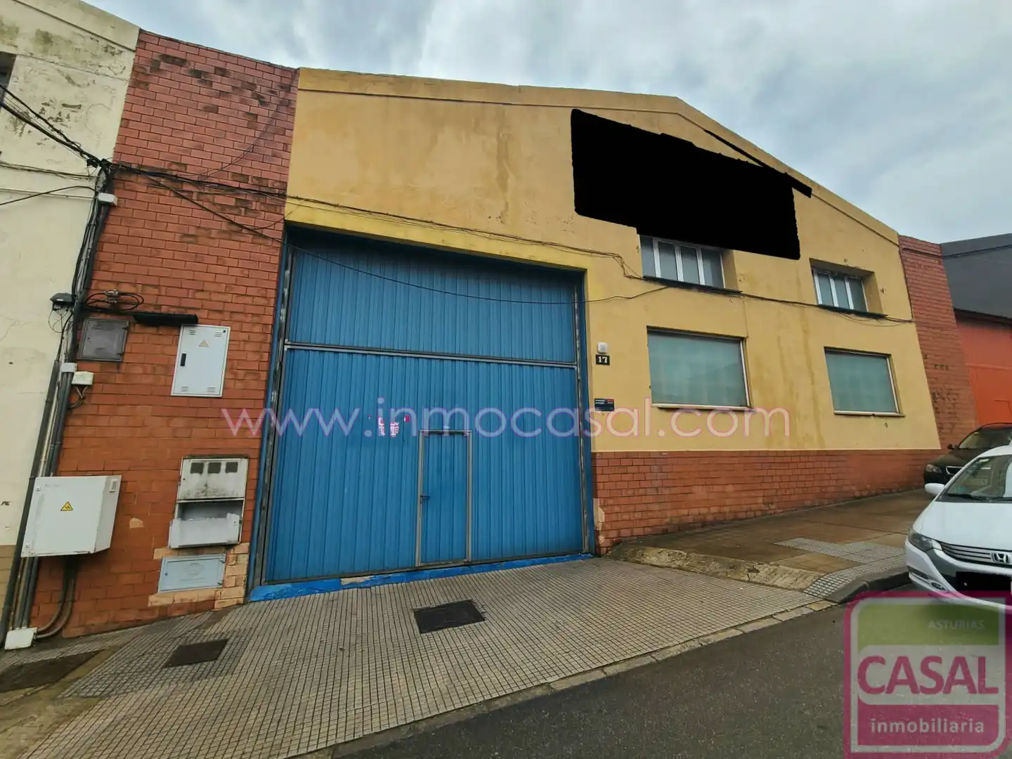 Vista exterior de Nau industrial de lloguer en Gijón 
