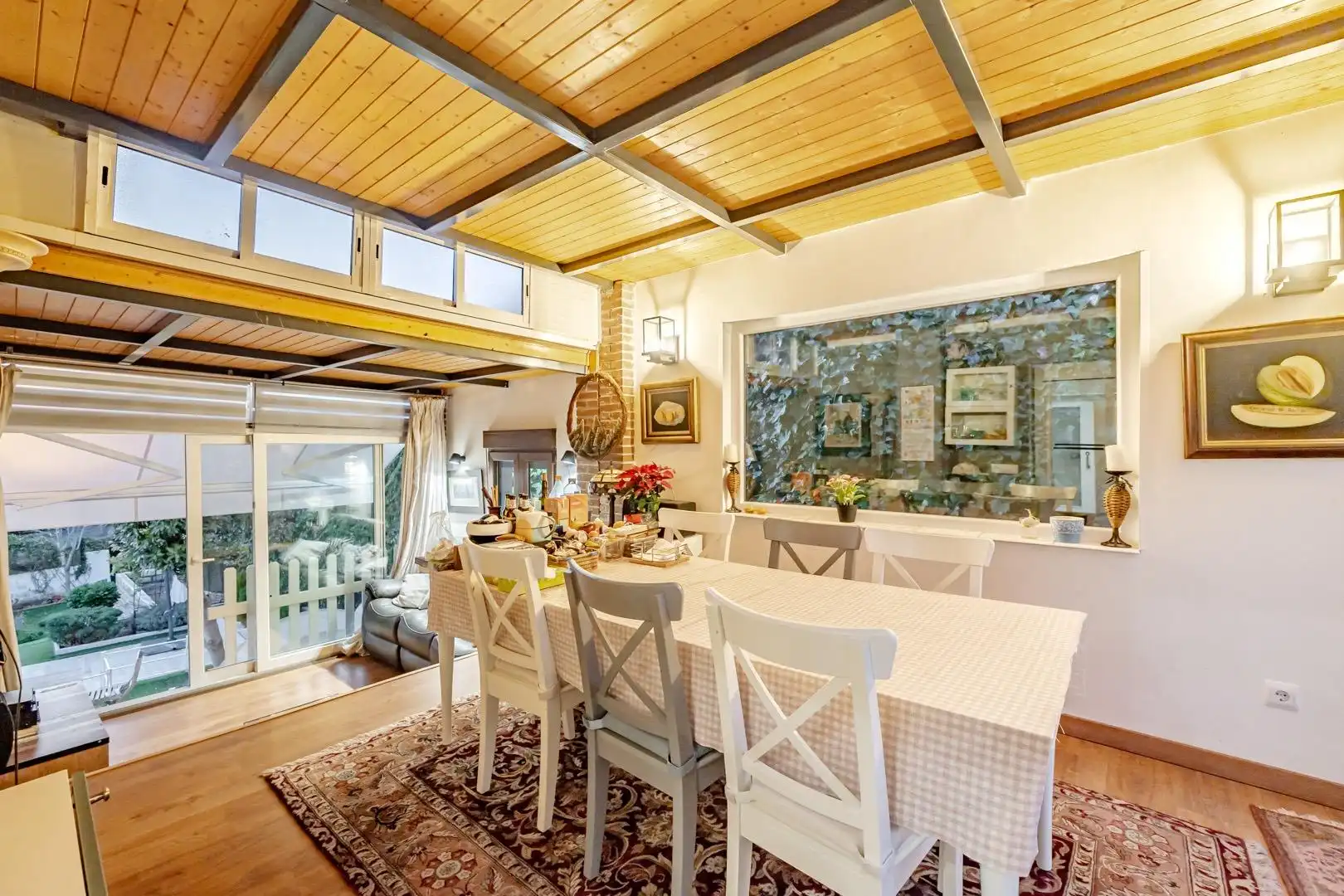 Dining room of Houses for sale in Valdemorillo  with Heating, Private garden and Terrace