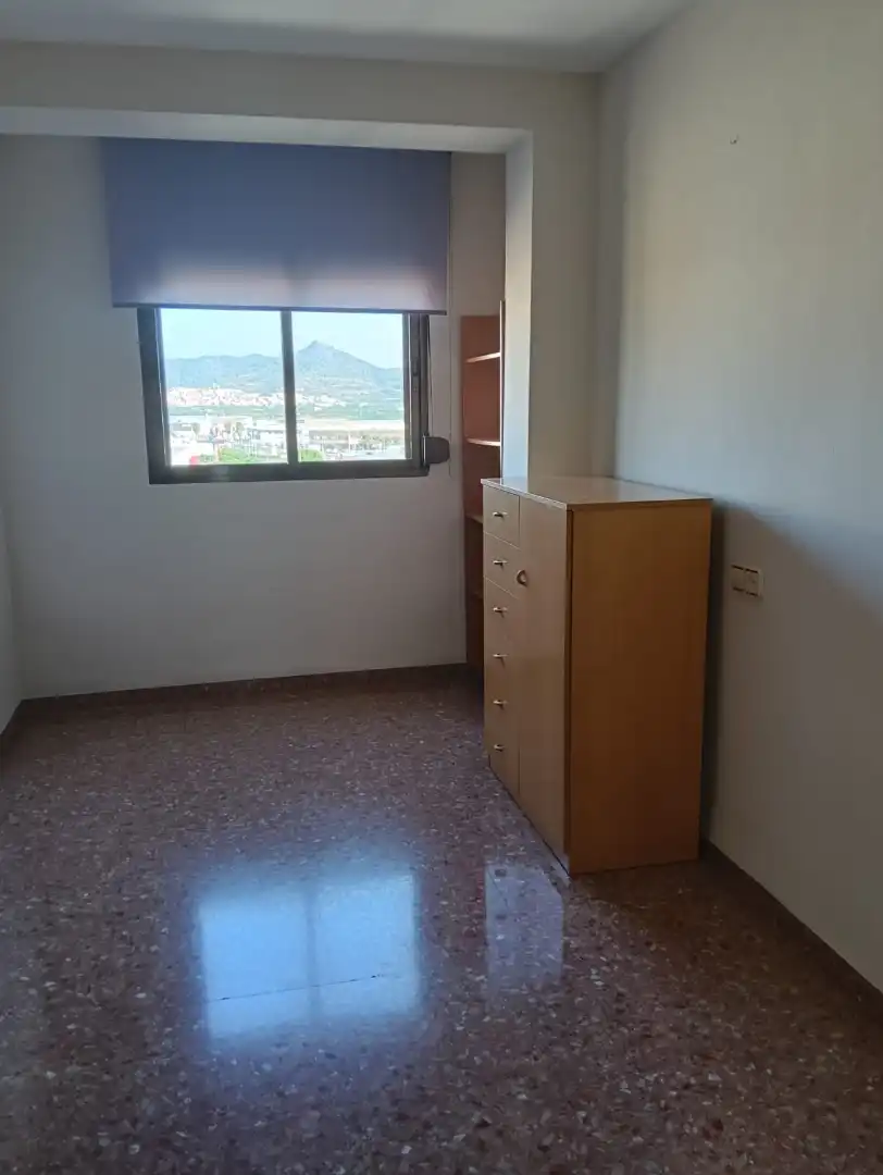 Wohnung mit Aufzug zur Miete in Avinguda del País Valencià 3, imagen 17