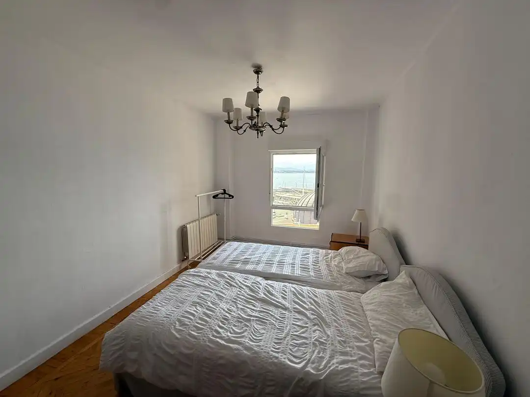 Bedroom of Flat for sale in Santander  with Heating
