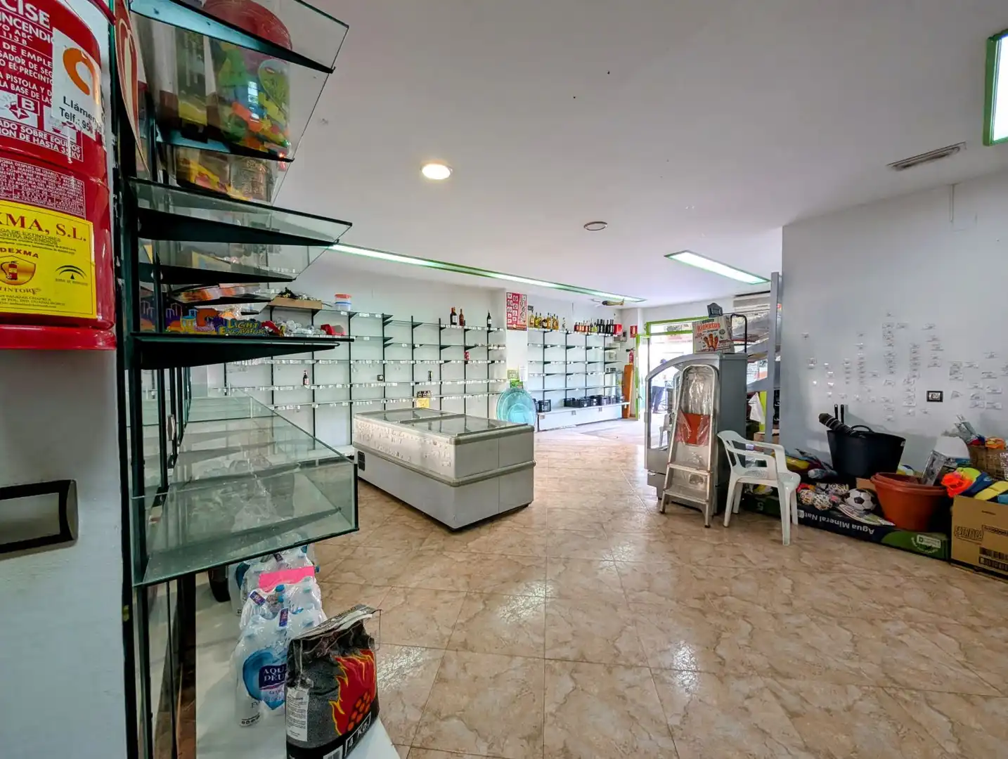 Local commercial à vendre à Loja
