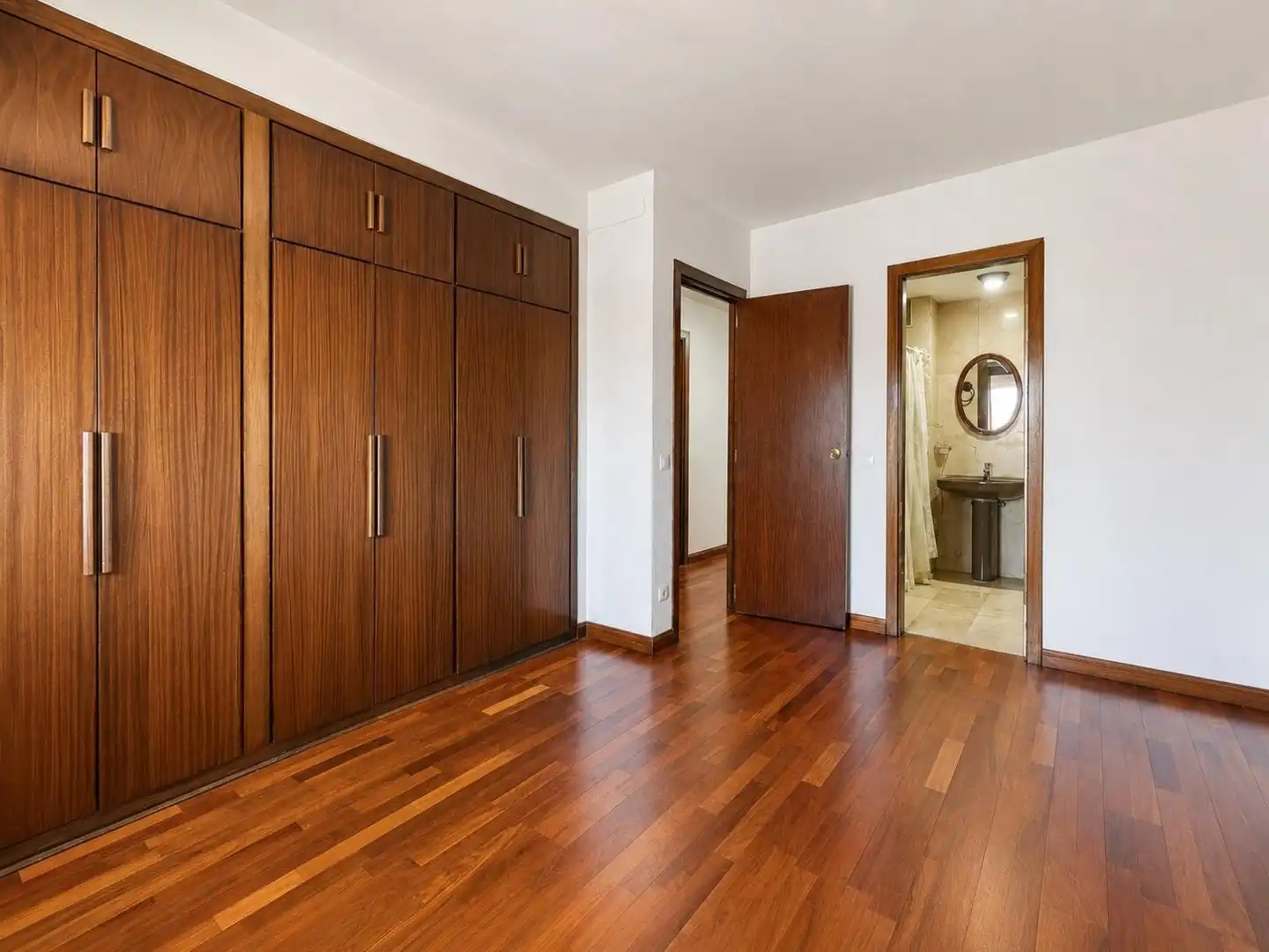 Flat for sale in Madrid  with Air Conditioner, Heating and Terrace