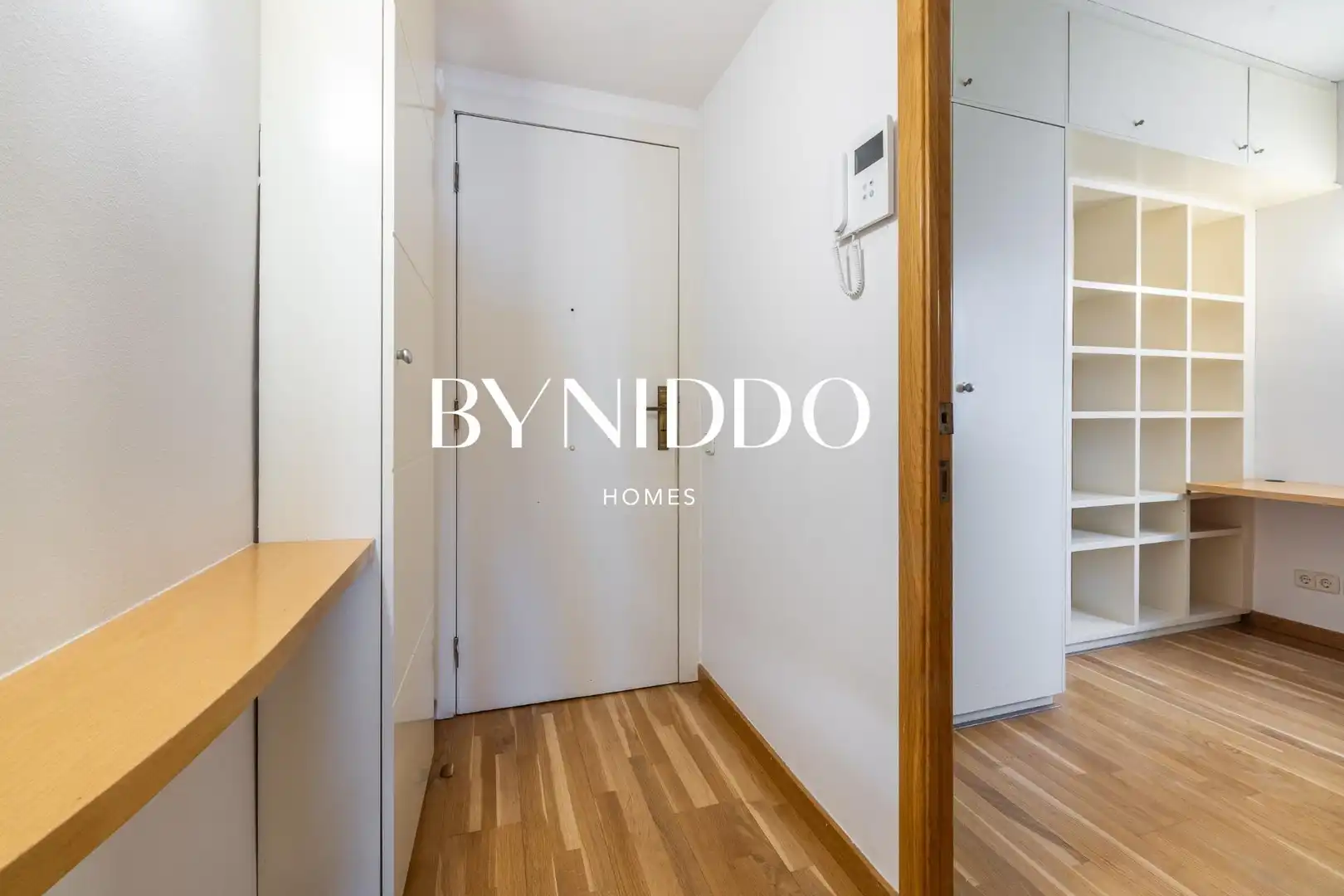 Flat for sale in Sant Cugat del Vallès  with Air Conditioner, Heating and Parquet flooring
