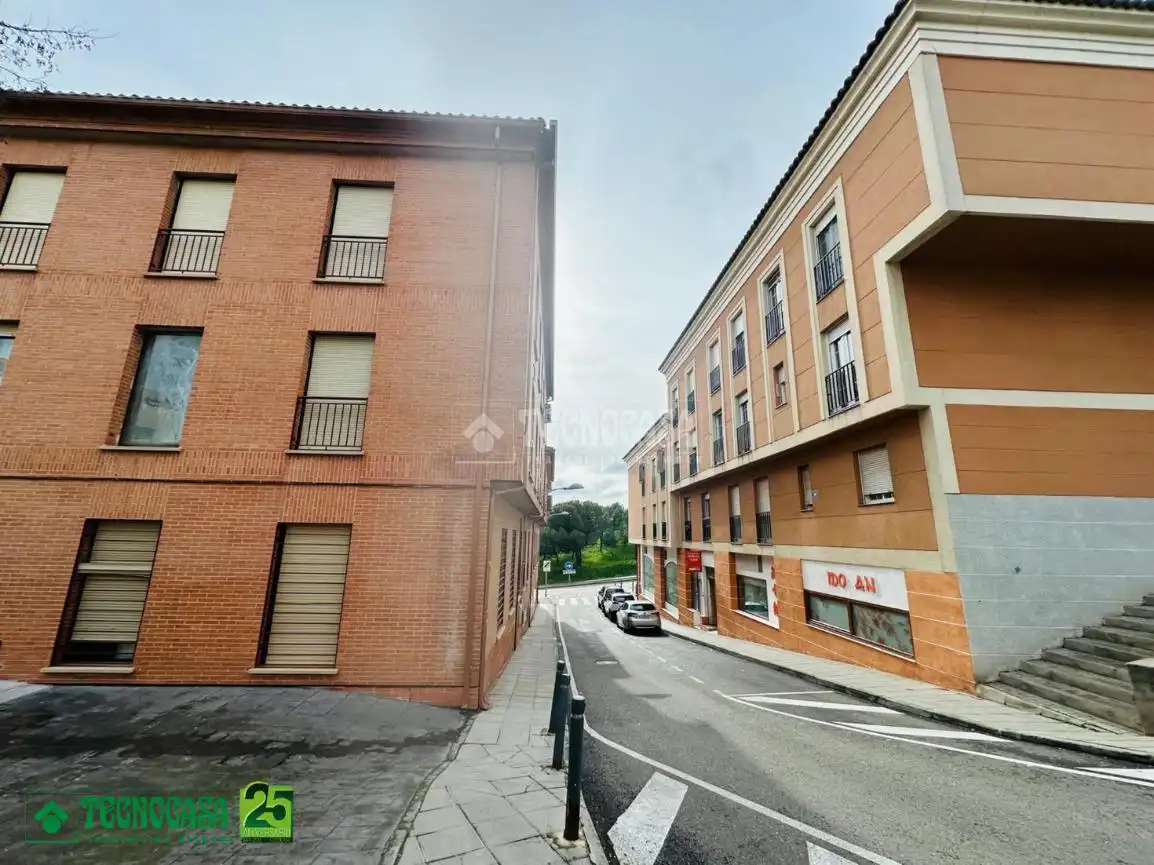Vista exterior de Piso en venta en Toledo