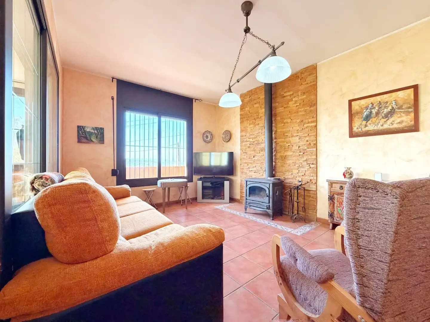 Sala d'estar de Casa o xalet en venda en Canyelles amb Terrassa, Traster i Piscina
