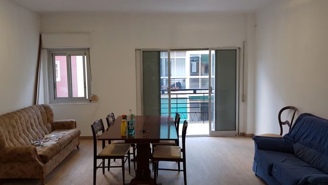 Flat for sale in Calle Profesores Hermanos Muñoz, San Fernando - Princesa Mercedes