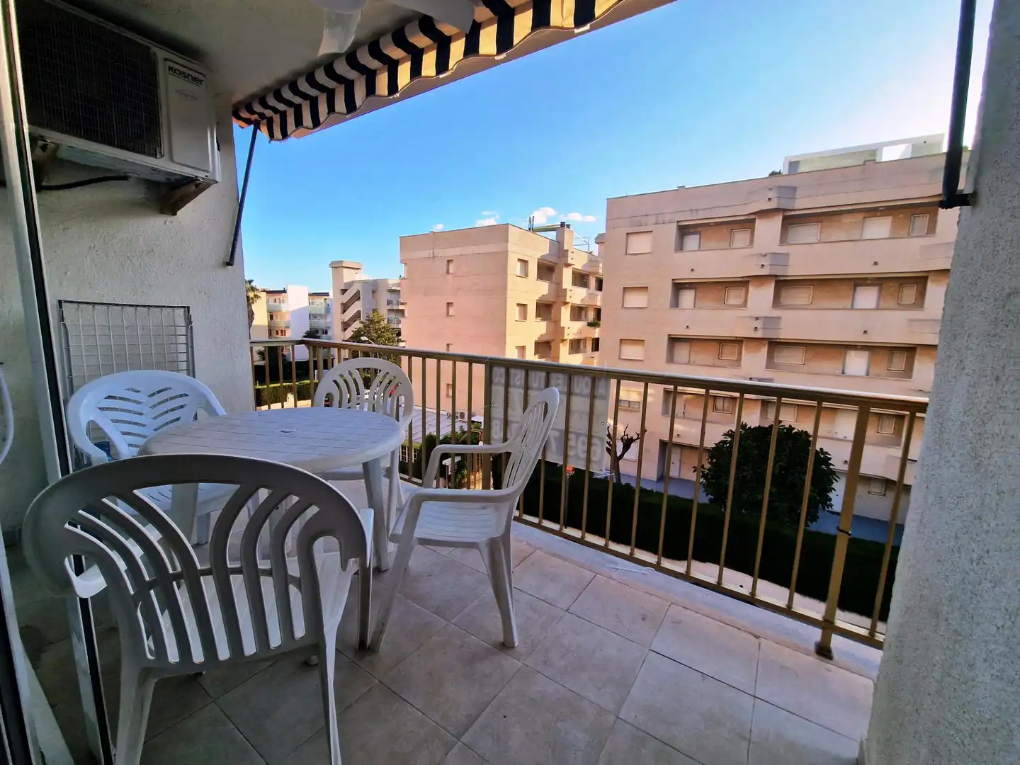 Terrassa de Apartament de lloguer en Cambrils amb Aire condicionat, Terrassa i Moblat