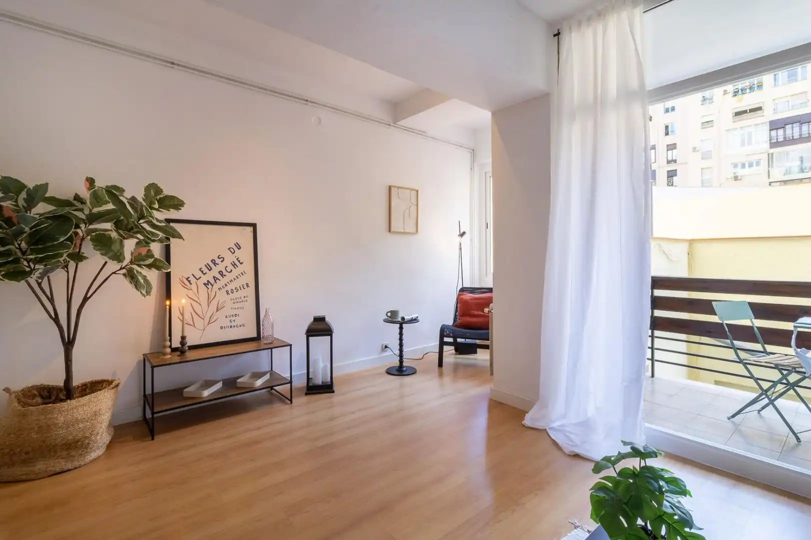 Sala d'estar de Pis en venda en Barcelona amb Calefacció i Terrassa