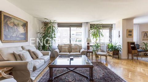 Foto 3 de Piso en venta en Almagro, Madrid Capital