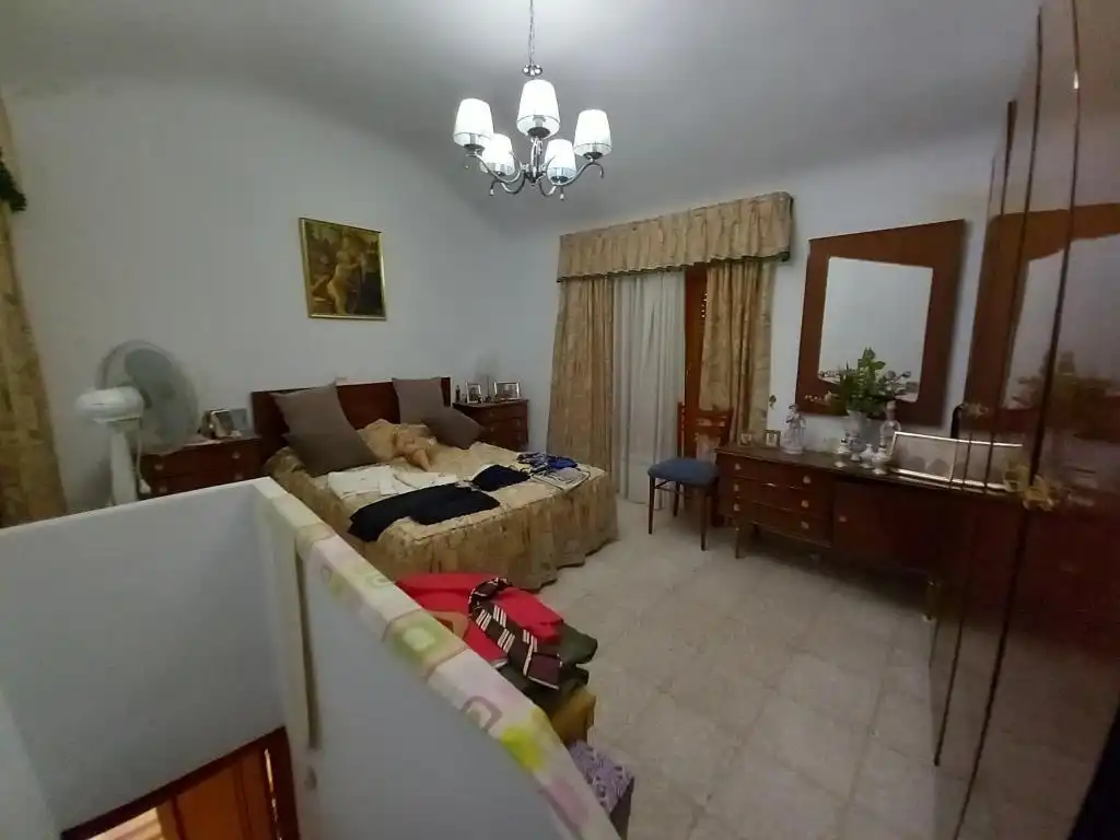 Schlafzimmer von Einfamilien-Reihenhaus zum Verkauf in Martos mit Terrasse und Möbliert