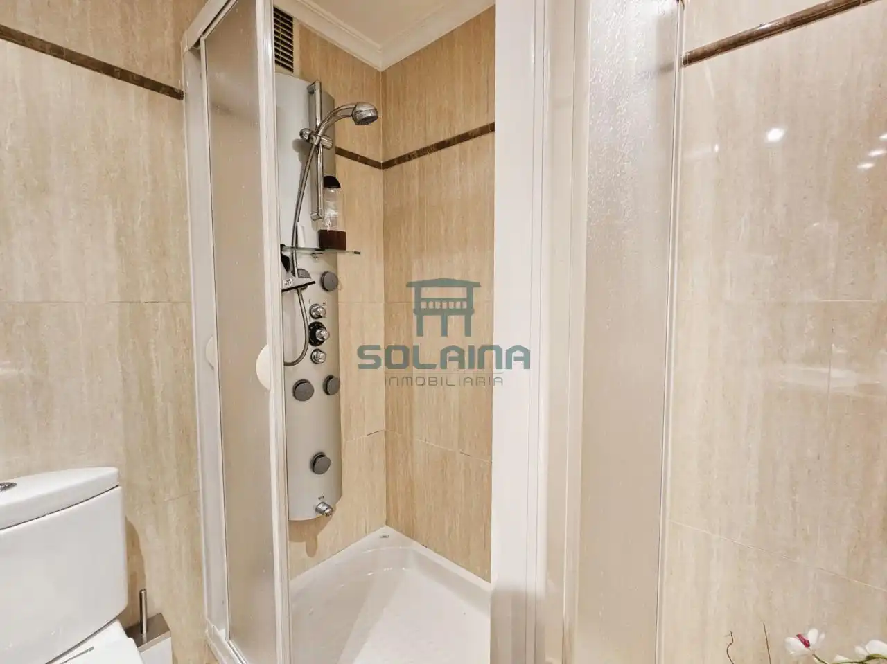 Baño de Piso en venta en Ourense Capital  con Calefacción, Trastero y Amueblado