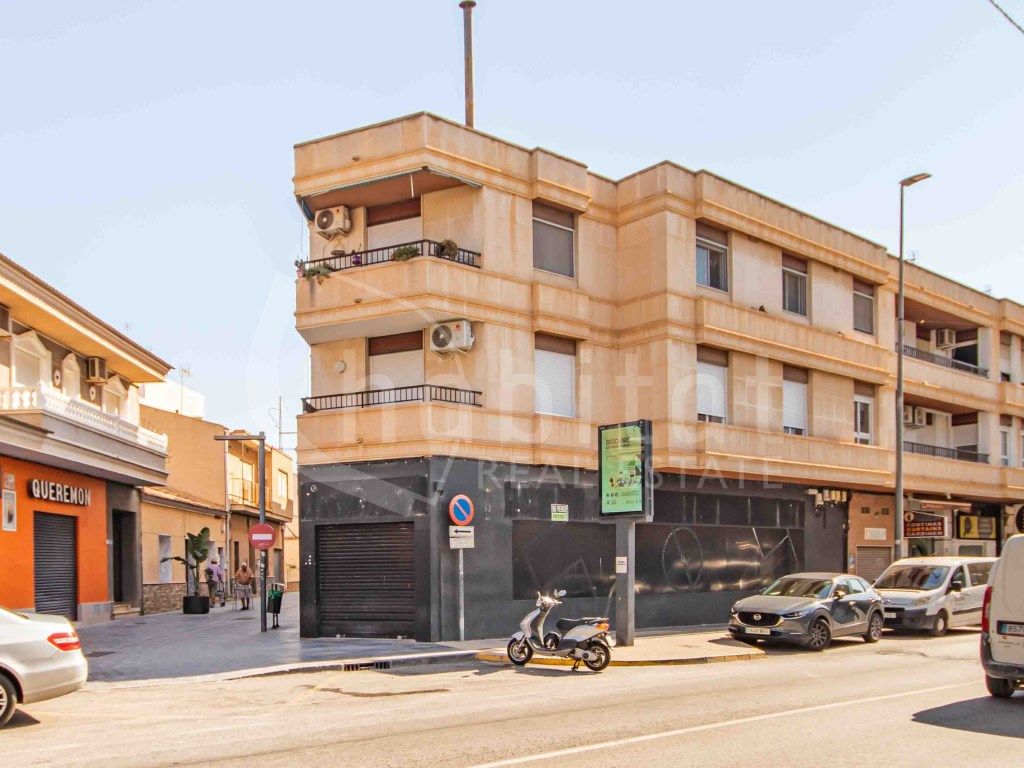 Local de lloguer a Avenida Mar Del, 36