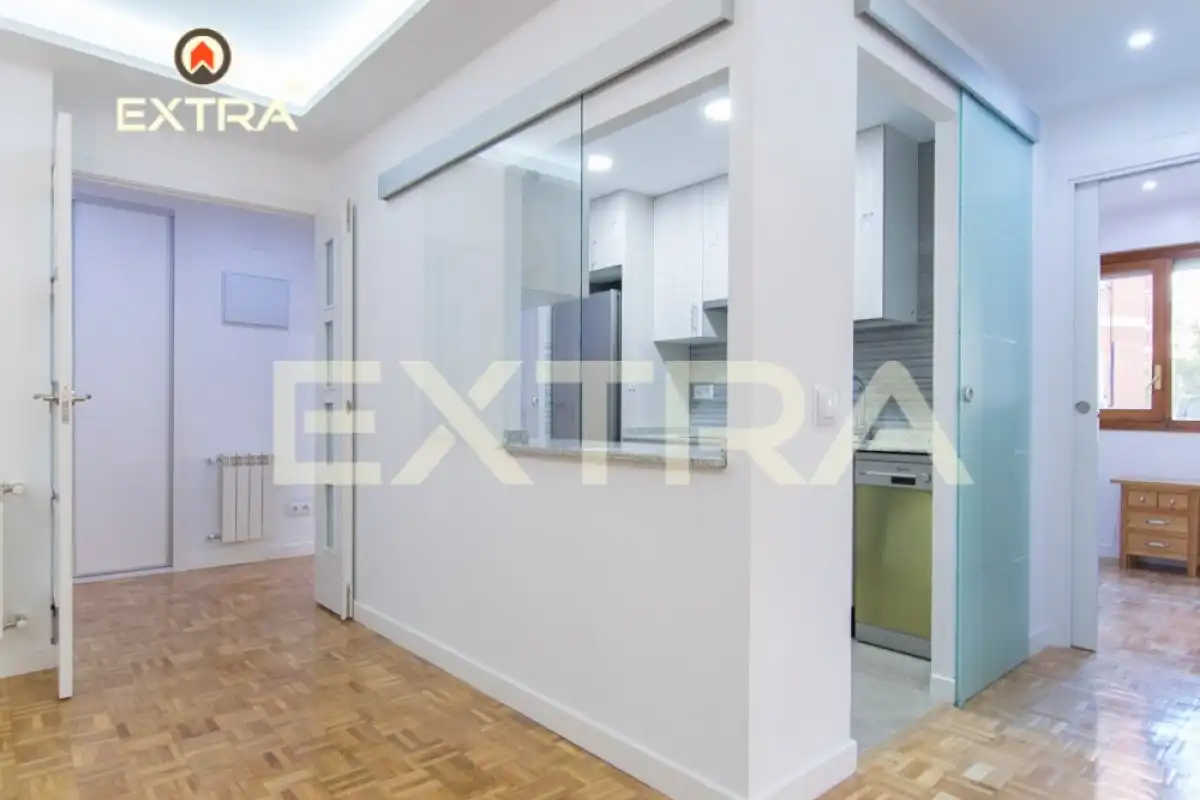 Kitchen of Flat for rent in Madrid  with Heating, Parquet flooring and Terrace