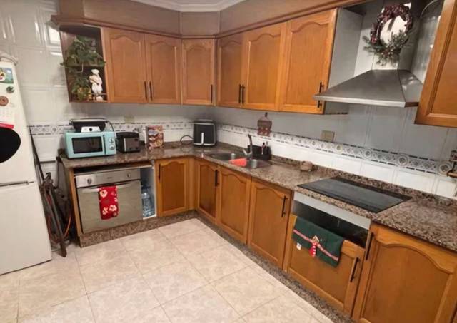 Planta baja en Venta en Ensanche - Río Júcar