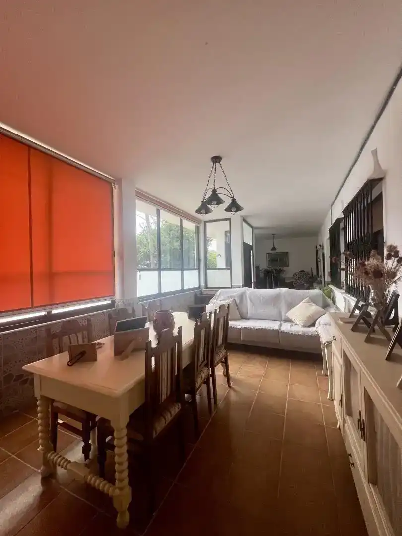 Sala de estar de Casa o chalet en venta en San José del Valle con Aire acondicionado, Jardín privado y Parquet
