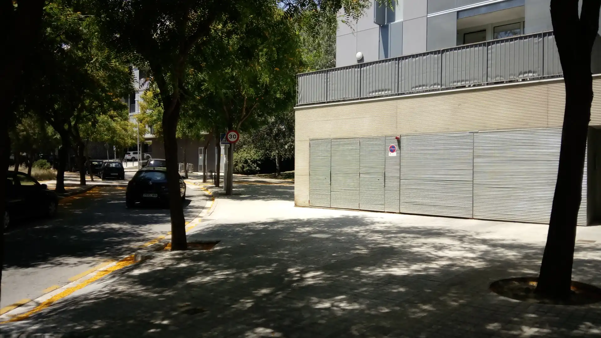 Garage zur Miete in Ronda dels Països Catalans, 8, Montgat