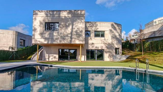 Casa-chalet en Alquiler en Casco Antiguo