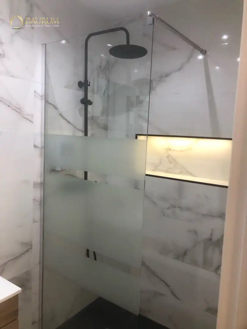 Baño de Apartamento en venta en San Sebastián de los Reyes con Aire acondicionado, Calefacción y Amueblado