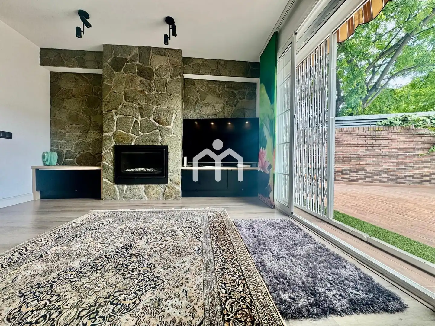 Sala de estar de Casa o chalet en venta en Badalona con Aire acondicionado, Calefacción y Jardín privado